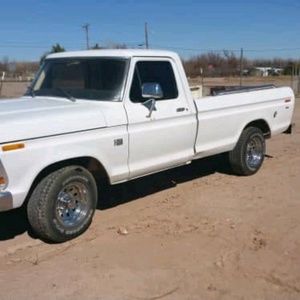 Meet your Posher, Federico